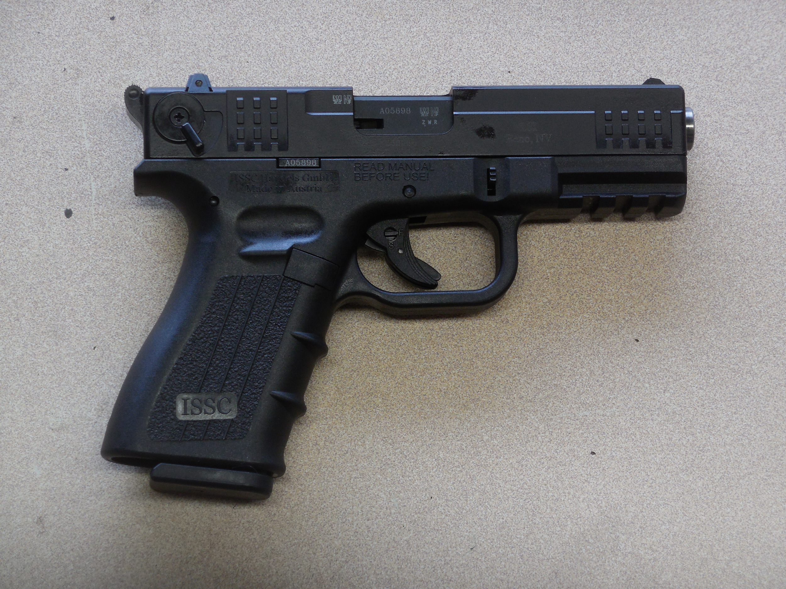 18881_issc_m22_.22LR (1)